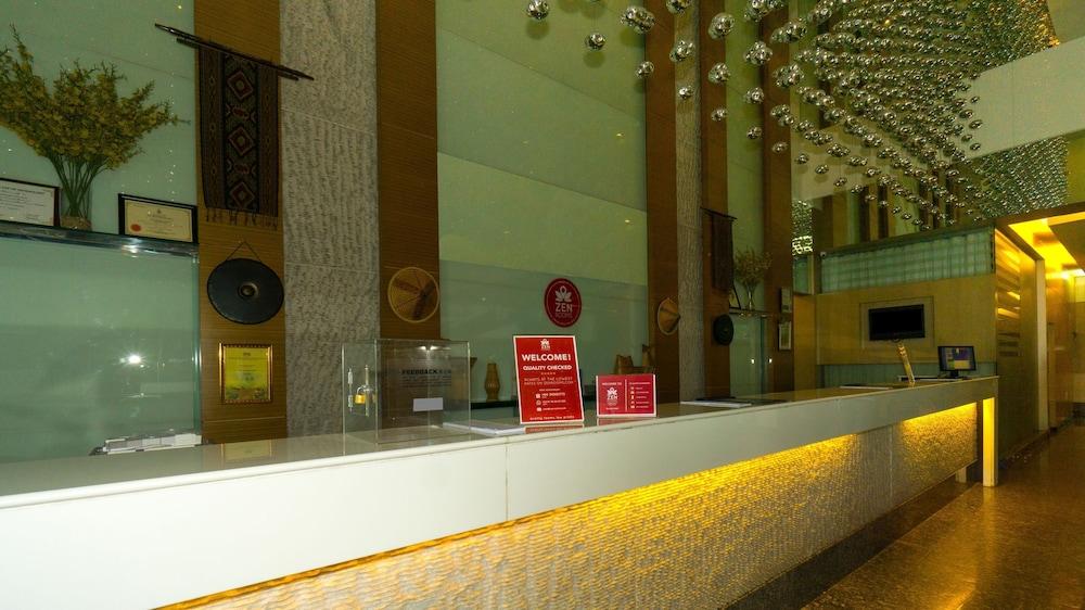 Grand Borneo Hotel Kota Kinabalu Exterior foto