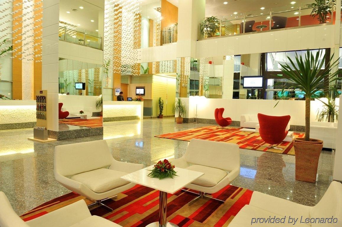 Grand Borneo Hotel Kota Kinabalu Exterior foto